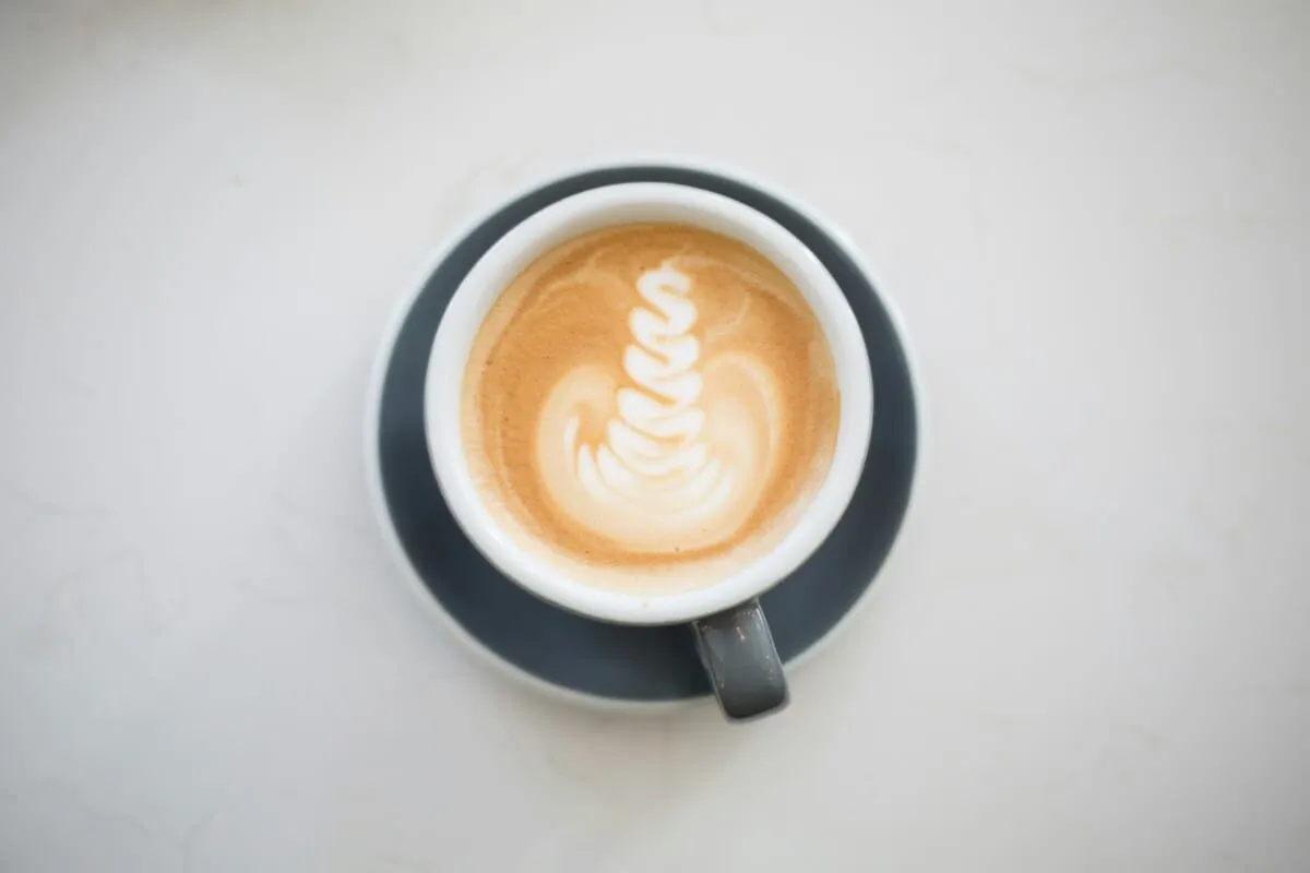 Café de especialidad y sostenibilidad: cómo afecta al planeta y qué puedes hacer tú