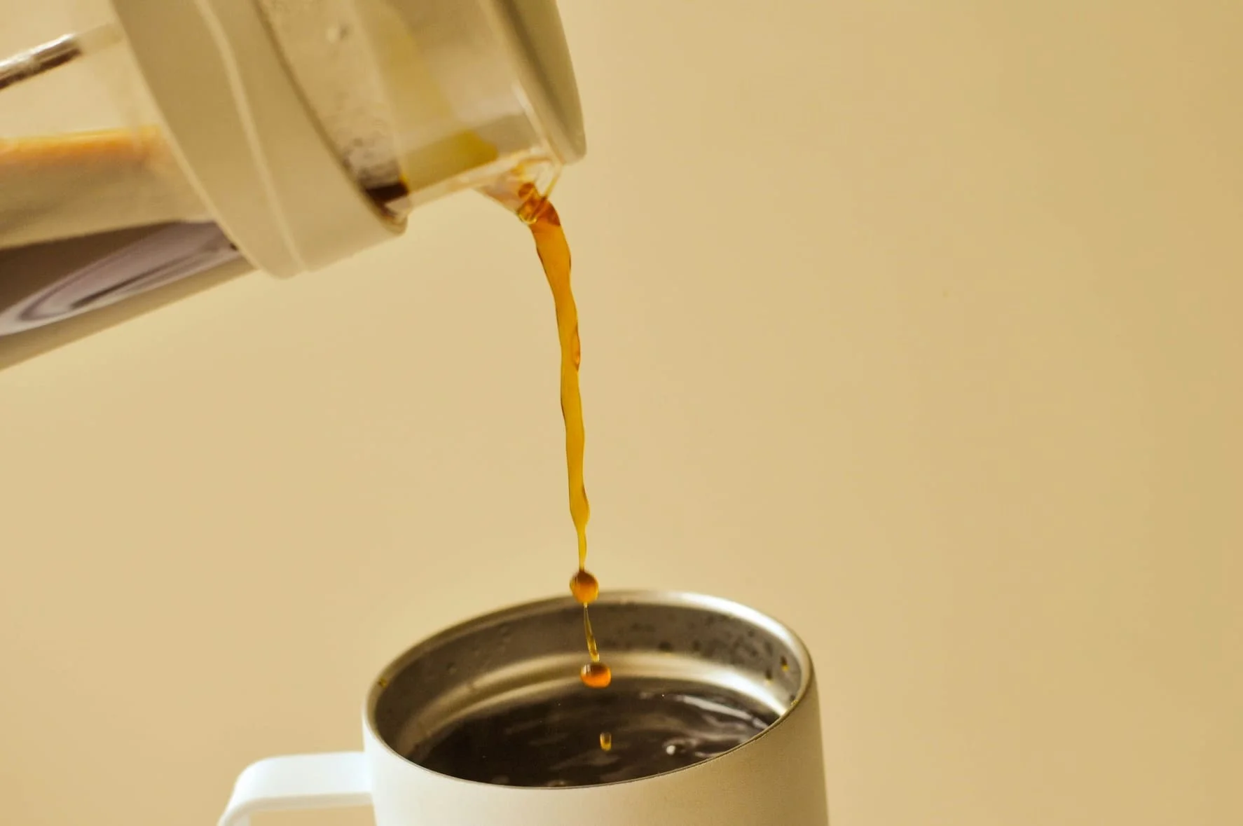 Qué agua usar para preparar café de especialidad: guía sobre mineralización y TDS